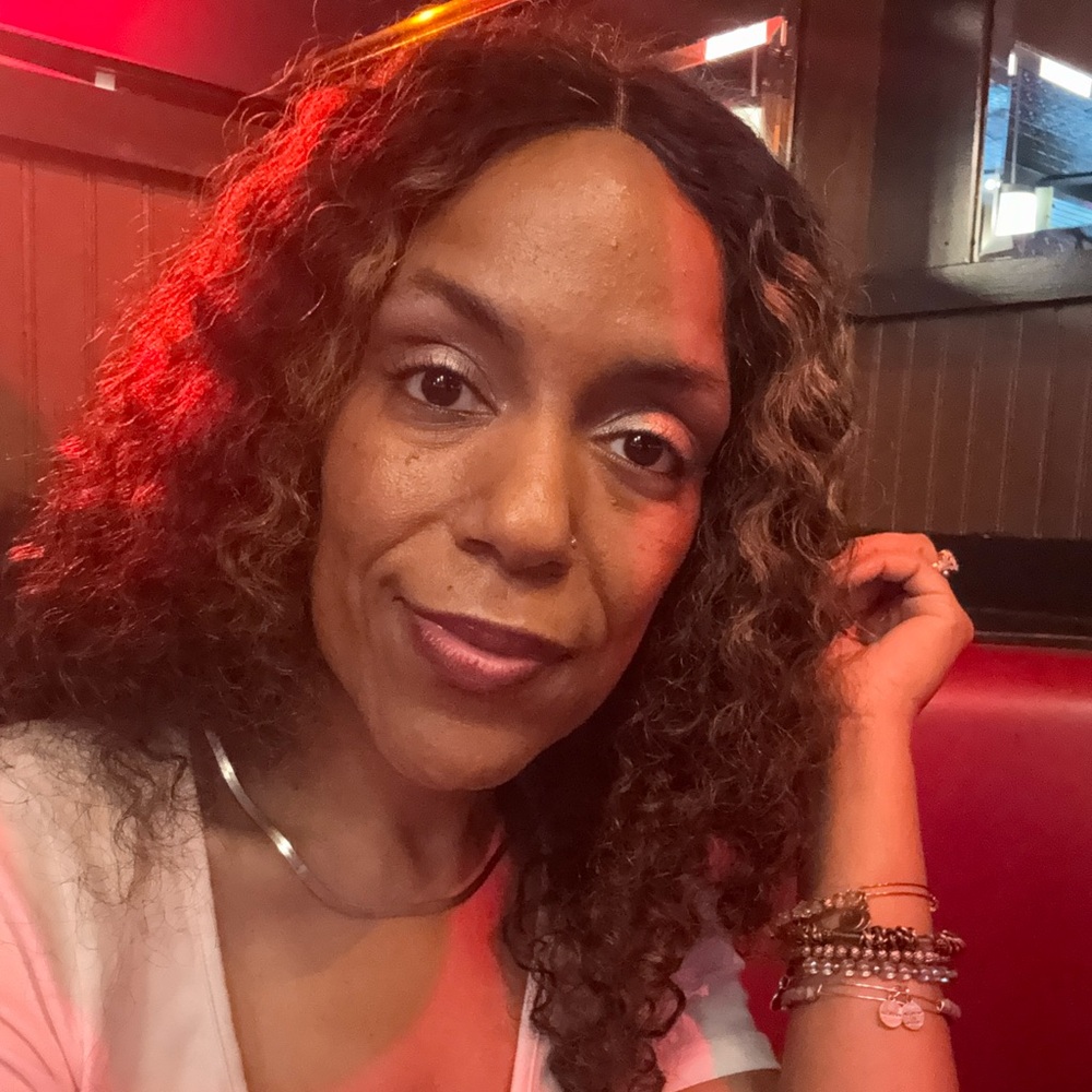 Meet your Posher, Lavisha
